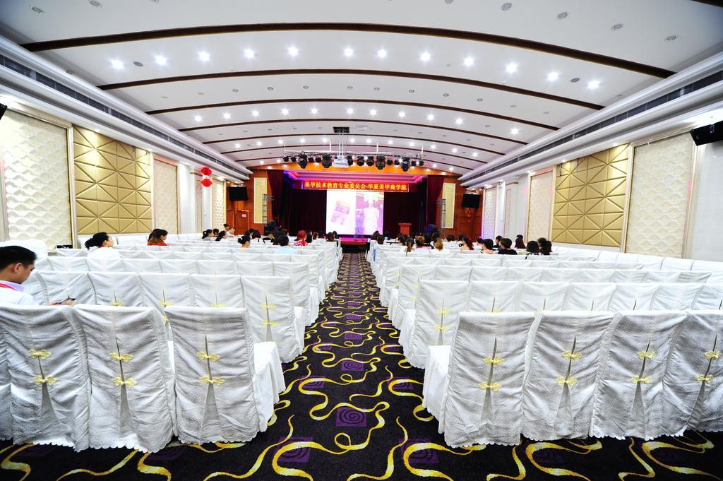 Guangzhou Junshan Hotel - Shuttle Bus For Canton Fair Dış mekan fotoğraf